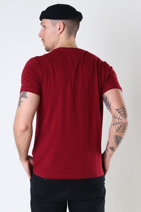 TOMMY JEANS ENTRY COLLEGIATE TEE Bing Cherry
