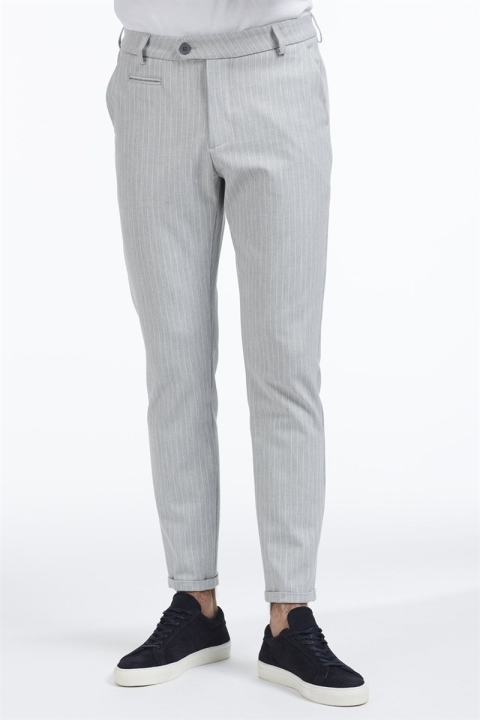 Les Deux Como Pinstripe Suit Pants Grey melange/White