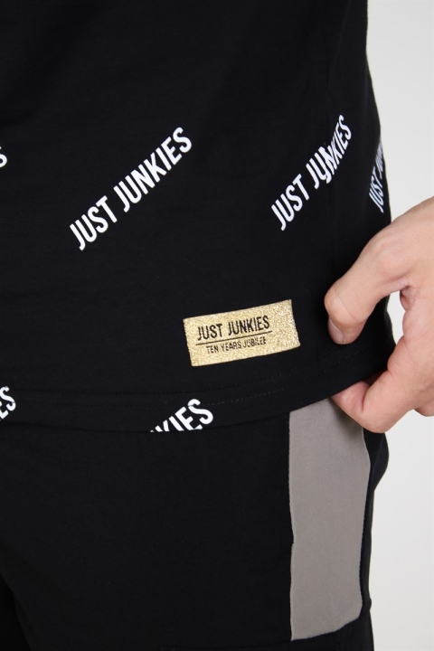 Just Junkies Farrow T-shirt Black