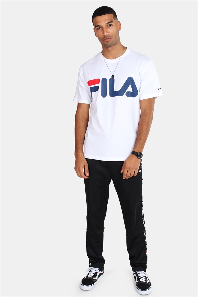 Foresee Slumkvarter tildele Fila Classic Logo T- shirt Bright White