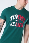 TOMMY JEANS ENTRY COLLEGIATE TEE Rural Green